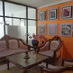 Capital O 3433 Hotel Plaza