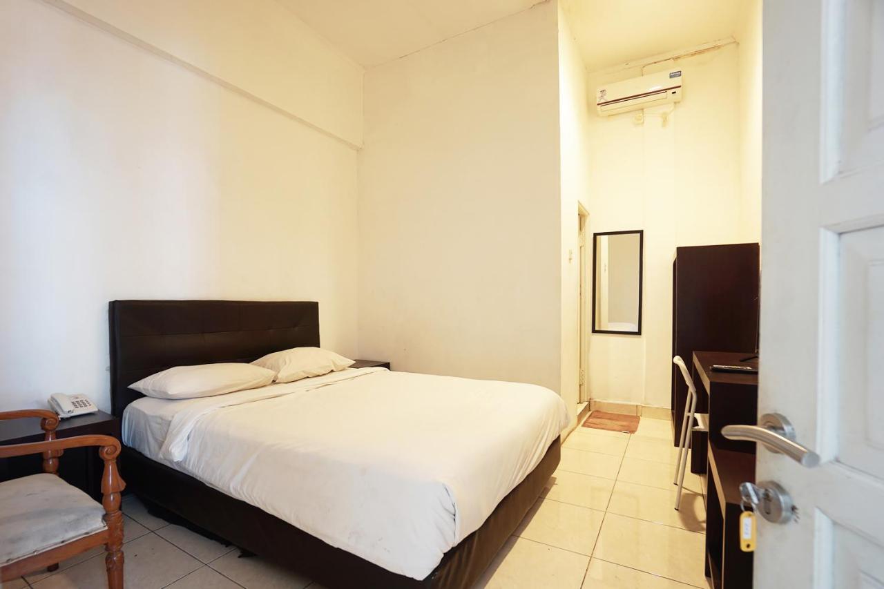 Capital O 3433 Plaza Manado