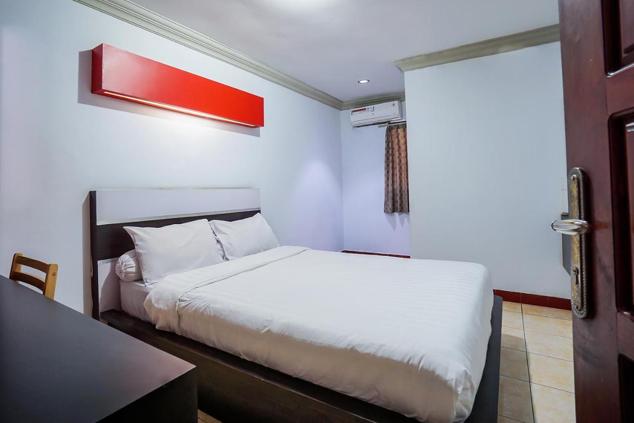 Capital O 3433 Plaza 2* Manado