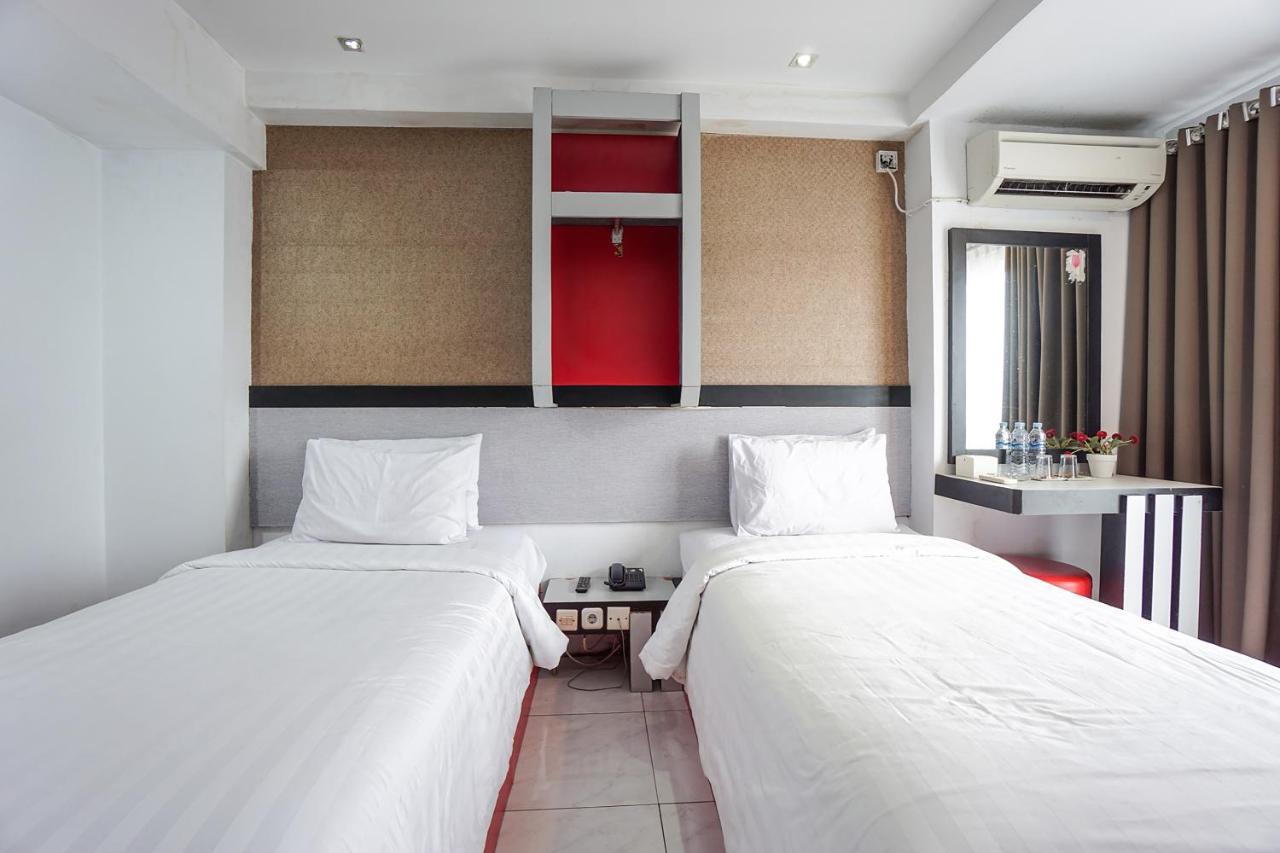 Hotel Capital O 3433 Plaza 2*