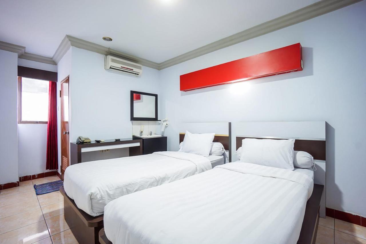 Hotel Capital O 3433 Plaza Manado