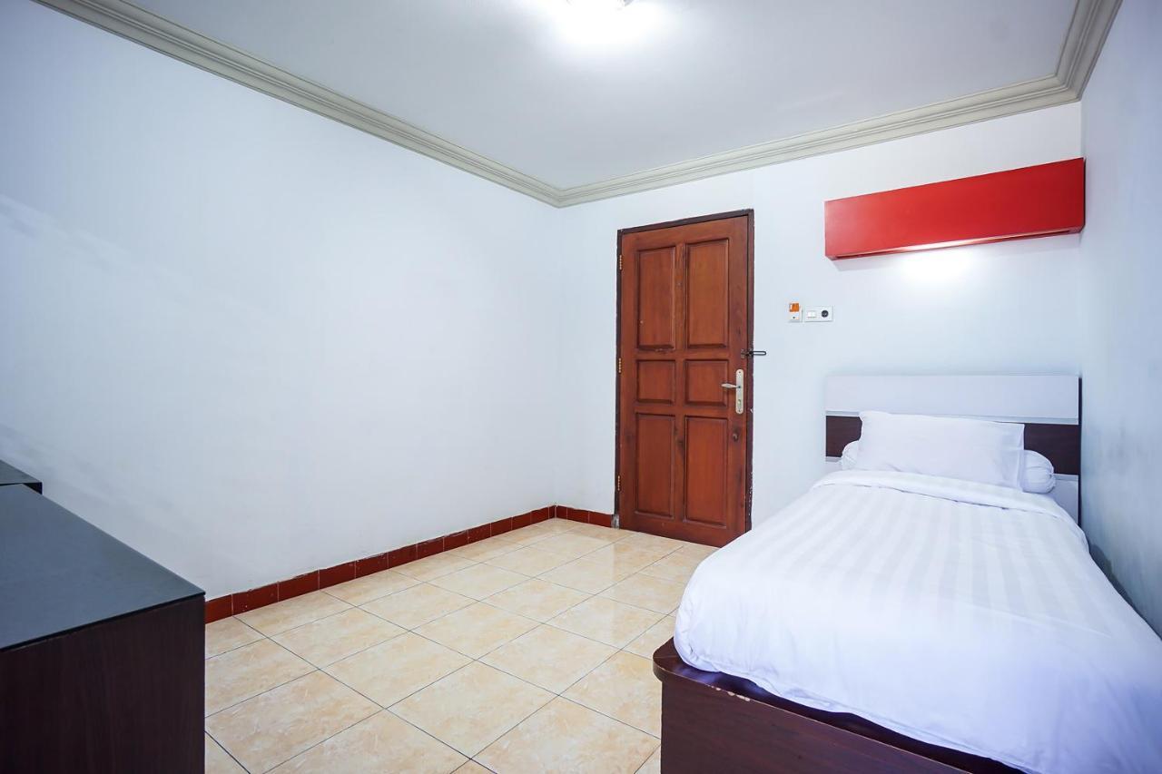 Capital O 3433 Plaza 2*
